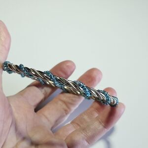 Blue Seed Bead Twisted Bracelet Silver Tone Torsade Simple Metal Bangle 8.5"